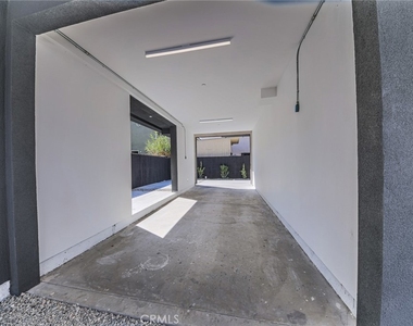 5265 Cartwright Avenue - Photo Thumbnail 14