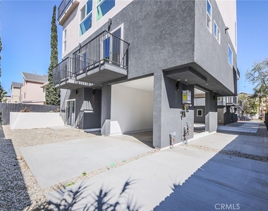 5265 Cartwright Avenue - Photo Thumbnail 15