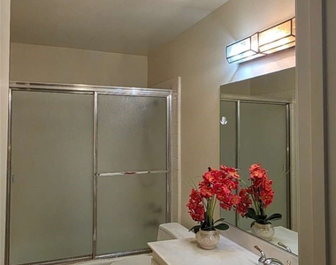 825 S Golden West Avenue - Photo Thumbnail 16
