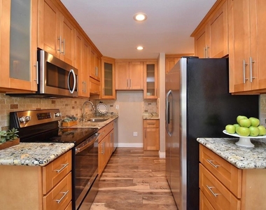 4640 Rishell Ct - Photo Thumbnail 5
