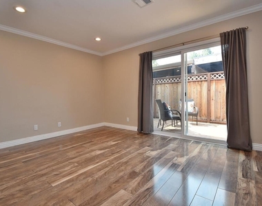 4640 Rishell Ct - Photo Thumbnail 14