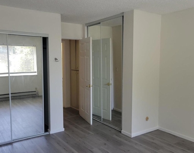 1321 Webster St - Photo Thumbnail 7
