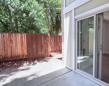 1065 San Ramon Valley Blvd - Photo Thumbnail 18