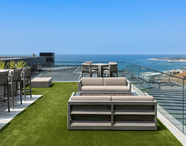 5012 Carbon Beach Terrace - Photo Thumbnail 27