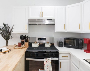 11841 205th Street - Photo Thumbnail 2