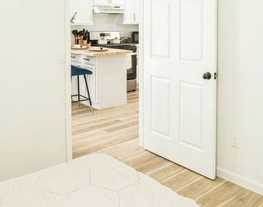 11841 205th Street - Photo Thumbnail 8