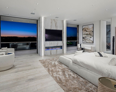 9607 Highridge Drive - Photo Thumbnail 8