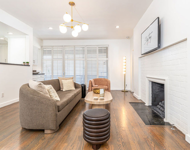 8911 Cynthia Street - Photo Thumbnail 2