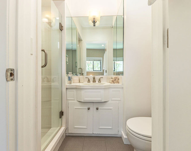 8911 Cynthia Street - Photo Thumbnail 20