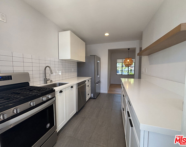 751 18th Street - Photo Thumbnail 7