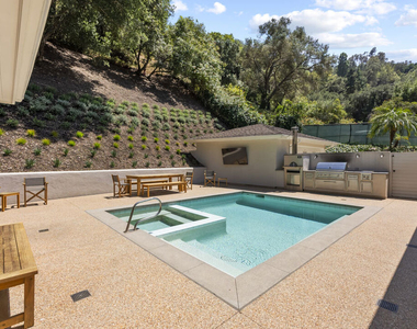10630 Somma Way - Photo Thumbnail 36