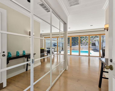 10630 Somma Way - Photo Thumbnail 16