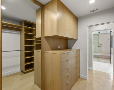 10630 Somma Way - Photo Thumbnail 25