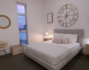 13448 Beach Avenue - Photo Thumbnail 12