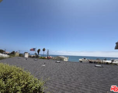 25119 Malibu Road - Photo Thumbnail 16