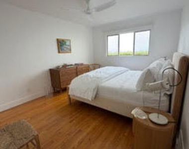 25119 Malibu Road - Photo Thumbnail 9