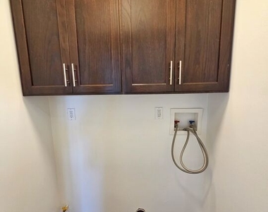 1719 W 39th Pl - Photo Thumbnail 9