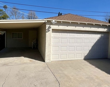 14013 Addison Street - Photo Thumbnail 17