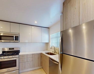 14013 Addison Street - Photo Thumbnail 6