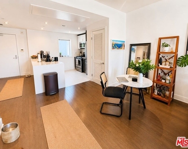 7857 W Manchester Avenue - Photo Thumbnail 11