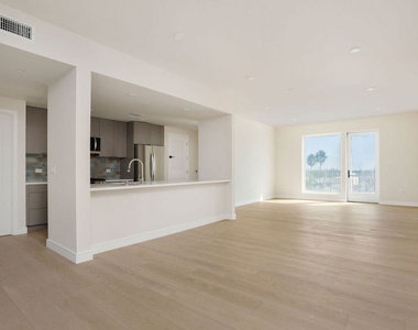 5320 Cartwright Avenue - Photo Thumbnail 1