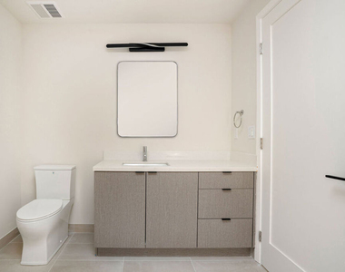 5320 Cartwright Avenue - Photo Thumbnail 8