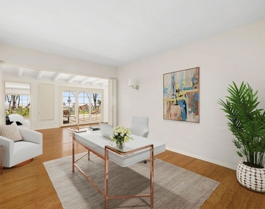 2120 Linda Flora Drive - Photo Thumbnail 6
