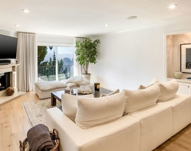 2385 Roscomare Road - Photo Thumbnail 1