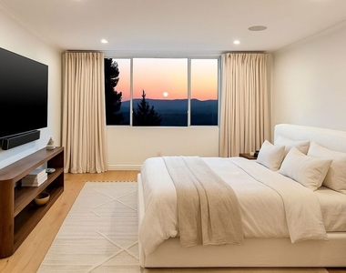 2385 Roscomare Road - Photo Thumbnail 20