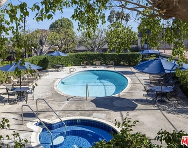 2385 Roscomare Road - Photo Thumbnail 25