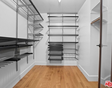 460 S Spring Street - Photo Thumbnail 14
