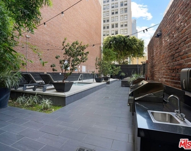 460 S Spring Street - Photo Thumbnail 25