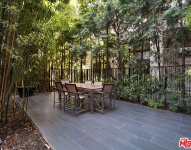 460 S Spring Street - Photo Thumbnail 21
