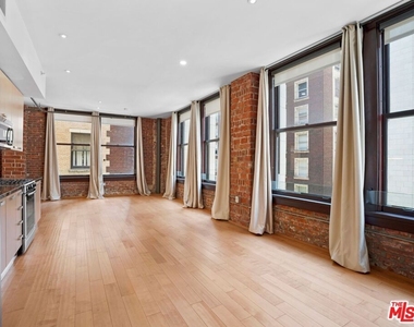 460 S Spring Street - Photo Thumbnail 3