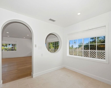 27355 Pacific Coast Highway - Photo Thumbnail 6