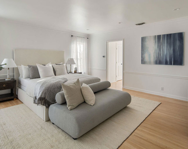 625 N Sierra Drive - Photo Thumbnail 10