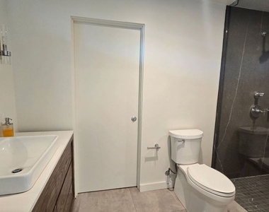 8718 St Ives Drive - Photo Thumbnail 4
