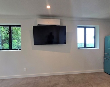 8718 St Ives Drive - Photo Thumbnail 3
