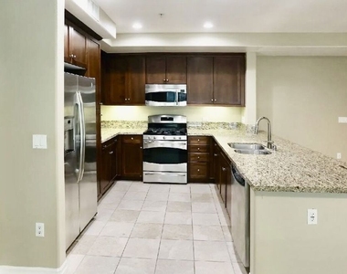 629 Traction Avenue - Photo Thumbnail 28