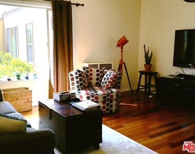605 1/2 Tularosa Drive - Photo Thumbnail 1