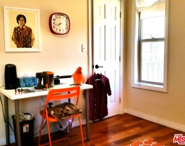 605 1/2 Tularosa Drive - Photo Thumbnail 12