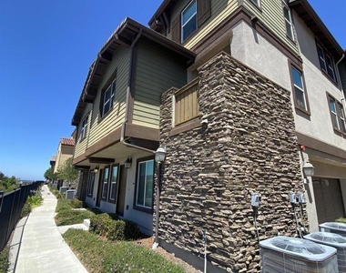 363 Mission Villas Rd - Photo Thumbnail 1