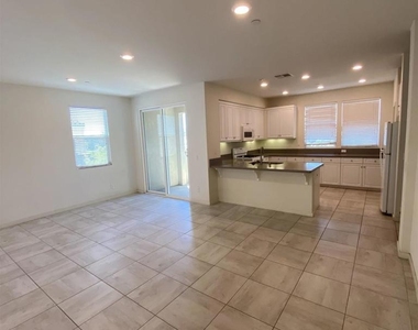 363 Mission Villas Rd - Photo Thumbnail 9