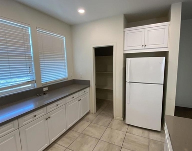 363 Mission Villas Rd - Photo Thumbnail 12