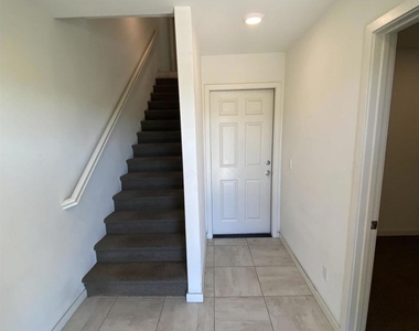 363 Mission Villas Rd - Photo Thumbnail 7