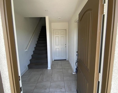 363 Mission Villas Rd - Photo Thumbnail 3