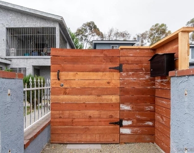 722 E 116th - Photo Thumbnail 16