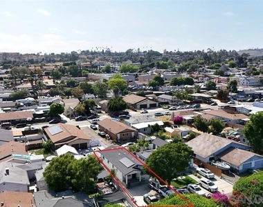 8834 Valencia St - Photo Thumbnail 21