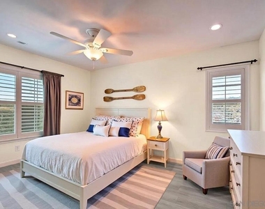 5292 Village Dr - Photo Thumbnail 10