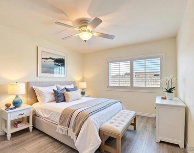 5292 Village Dr - Photo Thumbnail 8